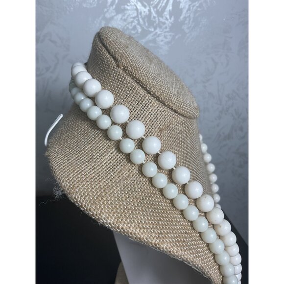 2 Layering Vintage White Beaded Necklace Long With Lobster Clasp - Picture 3 of 4